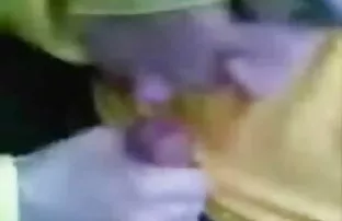 Великолепная блондинка Синди Уайт в POV, трахается
