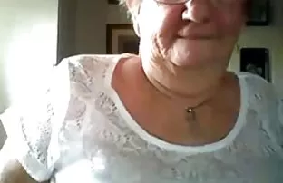 Паровое горячее и сочное утро на кухне